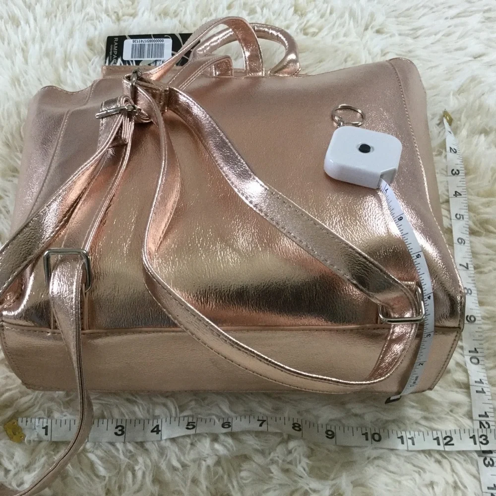 Rampage Bar Packpack in Rosegold